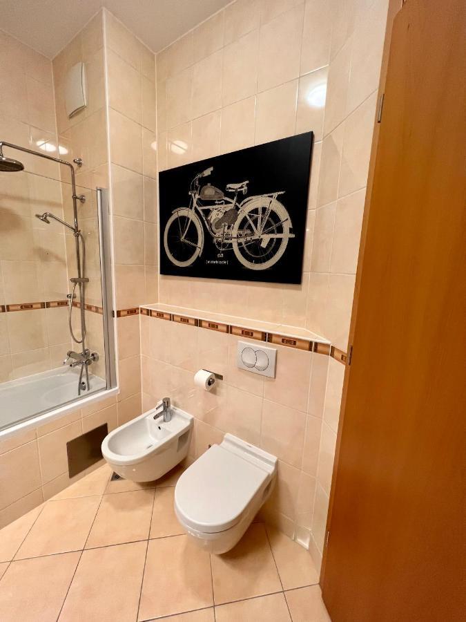 Condo Casa Di Olivia Марибор Екстериор снимка