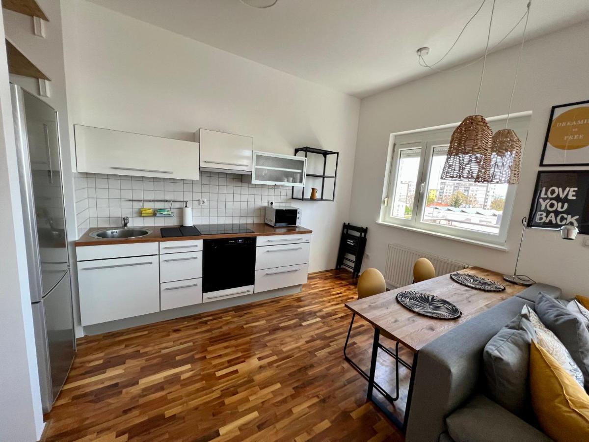 Condo Casa Di Olivia Марибор Екстериор снимка
